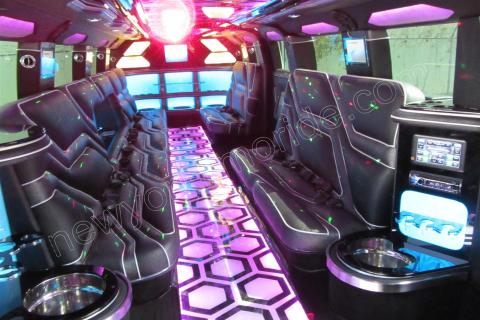 HUMMER JET LIMOUSINE IN NEW YORK